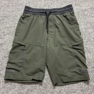 Under Armour Mens Athletic Shorts SM Small Green Zip Pockets Fitted Stretch